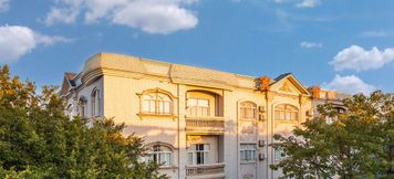 其他 3 Boni Hotel (Jushu Subway Station Flower Market)