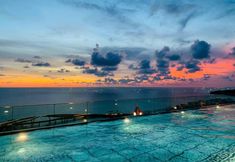 Others 4 CITY APARTMENT SUNSET TOWN - SEA & FIREWORKS VIEW