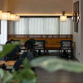 Hotel Exterior 1 Zhengzhou Mountain Listening Wind City Homestay, 滨河新城 酒店