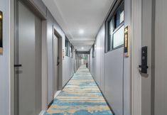 Others 5 yi fang gong yu (guang zhou zhong shan da xue zhong liu yi yuan ou zhuang di tie zhan dian )