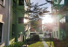 Others 4 Manhattan PoolView 3bedroom suite Netflix |  Ipoh Station18