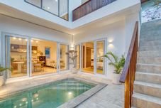 Others Tropical Villa 2 – 2BR Modern Escape in Berawa