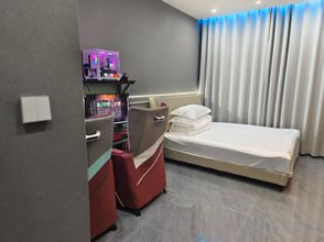 Others 4 Jingjie E-Sports Hotel (Chunjiang Langyue)