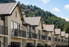 Others 6 Platinum Queenstown Luxury Villas