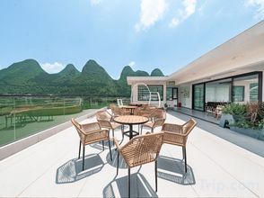 Lainnya 4 XiHe Creek · Star Moon Swimming Pool · Wangfeng Hidden Stay (Wanfenglin Scenic Area)