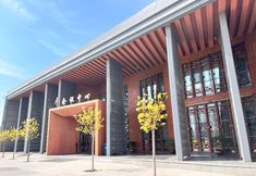 Others 5 Light and Shadow Theme Hotel