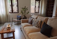 Others 5 OLD FRIENDS