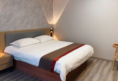 Others 6 Shankee Hotel (Zibo Huaguang Road Badaju)