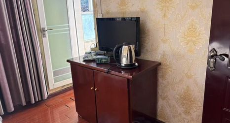 Others 2 Zhenyuan Liuguang Chinese Inn