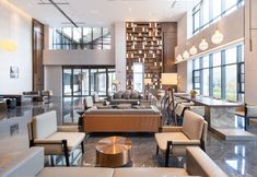 Others 7 Hohhot East Station Ruyi Hedajie Atour Hotel