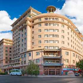 Hotel Exterior1Dunhuang Silk Road Yijun Hotel,阿克塞哈萨克族自治县飯店