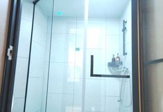 Khác 6 BerlinMelodyCinemaHotel