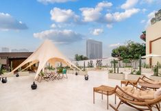 Others 7 Faniin · Between flowers Courtyard Villa