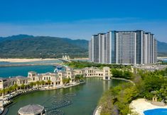 Others 5 The sea Hotel.