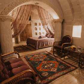 Logo 1 Holiday Cave Hotel, Cappadocia sunset point Hotels