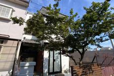 Others 5 minutes from Shijo Omiya Station, in the center of Kyoto, a rental group