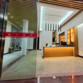 Hotel Exterior 1 โรงแรม Shuangrong, โรงแรม & ที่พัก เจียวเช็งชวู่