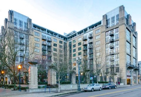 其他 Bright Recently Upgraded Apt – Downtown Location