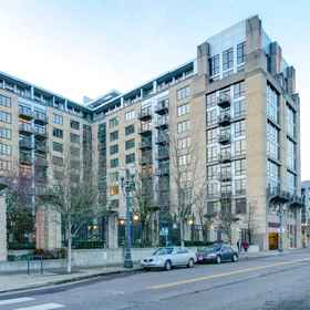 Hotel Exterior1Bright Recently Upgraded Apt – Downtown Location,摩特诺玛县公寓