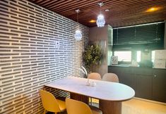 Lain-lain 6 N. Joy stay Dongdaemun