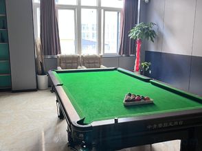 Others 4 Lakes E-Sports Hotel (Water Conservancy and Hydropower College)