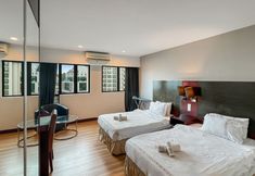 其他 7 Royal Crown Scsp KK CBD near Imago