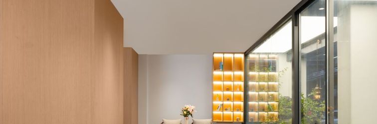 Others Spring Mansion (University City Store)