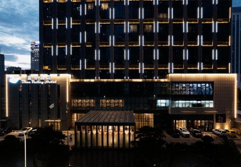 Khác Blue Valley Hotel