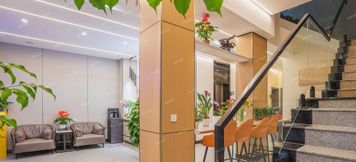 Others 2 Fengxing Hotel (Kunming Railway Station Shuangqiao Night Market)