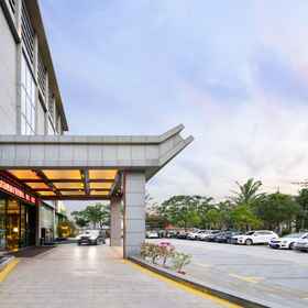 Hotel Exterior 1 Hotel Luckyever (Haikou Nanhai Avenue), China Resources Center Mixc Hotels