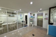 Others Bed by Boat @Nonthaburi Pier