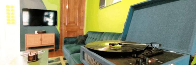 Others The Green Room: 70s Groove Themed Studio