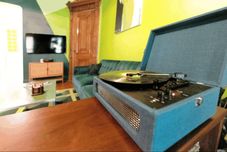 Others The Green Room: 70s Groove Themed Studio