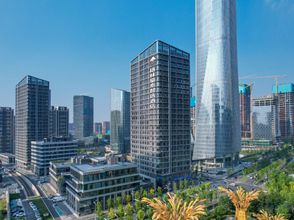 其他 GreenTree Inn Express Hotel (Jinan CBD Vientiane City)