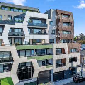 Hotel Exterior 1 Modern 1b Apt Near Swinburne University, Hotel Camberwell Junction Shopping Precinct