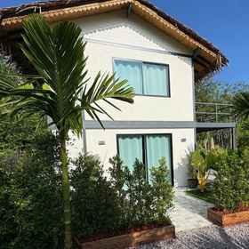 Hotel Exterior1Uma Valley Homestay - Relaxing home with private garden,沙道县飯店