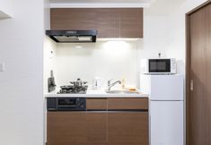 Others 4 Kuromon Royal Niponbashi