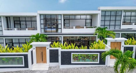 Others 2 Divine Villas A8