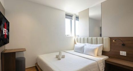 Lain-lain 2 La Hotel Duong So 21