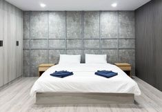 Lain-lain 4 C You Home @CNX