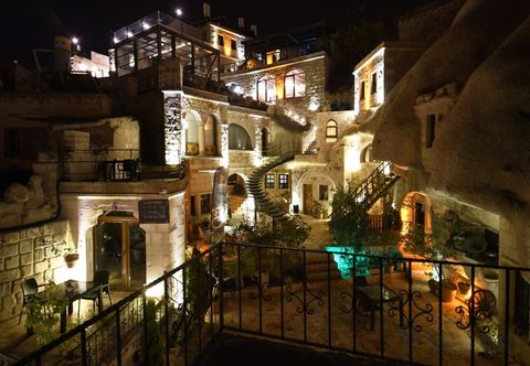 Others ShoeString Cave Hotel