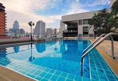 Others 3 Twin Comfort Stay near BTS Nana 1004