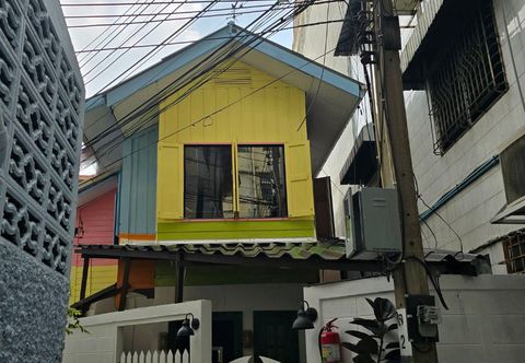 Others Carl and Ellie home