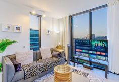 Lain-lain 5 Stunning View 2B APT Free Parking in Dockland