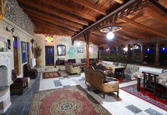 Others 6 Pacha Cave House