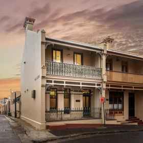 Logo 1 Millers Point Home Harbourside, Crows Nest Hotels