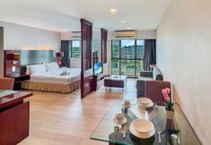 其他 7 Royal Crown Scsp 883 KK CBD near Imago