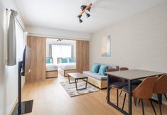 Others 2 Iris Oshiage