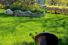 Others Ebruli Garden of Eden