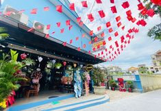 Others 4 SHARE Hostel & Coffee